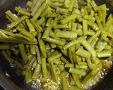 A picture of step 3 of Cluster beans dry sabji.