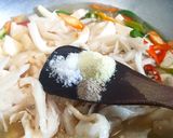 Foto langkah ke 5 dari resep Menu diet : tumis jamur tahu.