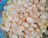 A picture of step 2 of Mathri.