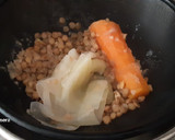Foto del paso 2 de la receta: Ensalada de lentejas con salsa de yogur
