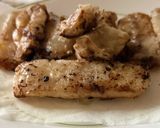 Hình bước làm 3 của món Chả giò chuối (Banana Spring Rolls)