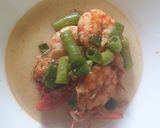 Foto langkah ke 6 dari resep Tumis udang saus tiram.