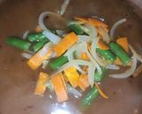 Foto del paso 10 de la receta: Pollo rebozado en salsa de piña