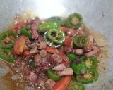 Foto langkah ke 5 dari resep Cumi Cabe Gendot.