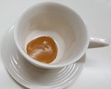 صورة لخطوة 2 من وصفة كابتشينو منزلي برغوة رائعة 😋