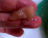 عکس مرحله 9 از دستور آبنبات شیری بازاری (گل محمدی)