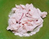 Hình bước làm 2 của món Cá lóc phủ bột chiên
