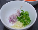 Foto langkah ke 3 dari resep Risol Isi Bihun Pedas dengan Kulit Instan.