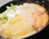 Foto langkah ke 3 dari resep Seafood Noodle Soup.