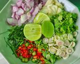รูปขั้นตอนการทำที่ 2 ของ ข้าวแมว ข้าวคลุกยำปลาทู