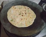 मटर पराठा (Matar paratha recipe in Hindi) रेसिपी चरण 5 फोटो