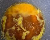 Foto langkah ke 2 dari resep Wedang Kunyit Jeniper.