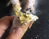Foto langkah ke 8 dari resep Cannoli.