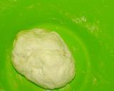 Foto langkah ke 3 dari resep Roti krucil.