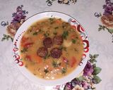 Pas rețetă Tocăniță de mazăre verde cu legume și cârnăcior 2 fotografie