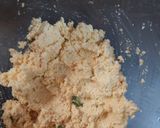 A picture of step 4 of Chana dal pakodi.