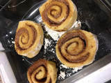 Rollitos de Canela (Cinnamon Rolls)