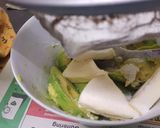 A picture of step 2 of Avocado mousse.
