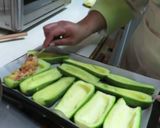Foto del paso 4 de la receta: Calabacitas rellenas al horno
