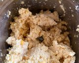 A picture of step 2 of Matar Dal Bhaate.