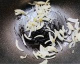 秀珍菇五花肉片的食譜步驟1照片