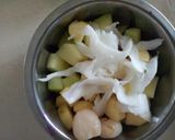 Foto langkah ke 2 dari resep Sop buah khas cirebon ala lucy's.