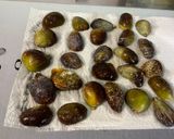 Une image de l'étape 1 de Ballotins de figues au miel, chèvre et jambon cru.