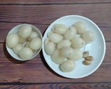 Foto langkah ke 1 dari resep Manisan rambutan dan nanas.