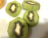 Foto del paso 1 de la receta: Brochetas de frutas variadas