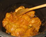 Foto del paso 3 de la receta: Fricasé de cerdo acompañado con yuca hervida