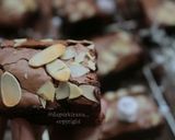 Foto langkah ke 8 dari resep Brownies Mengkilap Almond (tutorial).