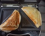 Foto del paso 2 de la receta: Pasteles de manzana en sanguchera