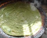 A picture of step 3 of Spinach dosa.