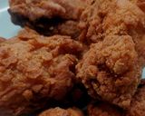 Gambar langkah 5 resipi Ayam Goreng ala KFC.