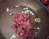Foto langkah ke 1 dari resep Oseng telur daging (start 1Y+).