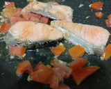 Foto langkah ke 2 dari resep Sup Ikan Salmon Brokoli dan Wortel MPASI 1 Tahun +.