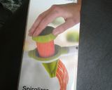A picture of step 2 of Spiral salad.