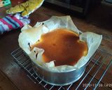 Foto langkah ke 4 dari resep BASQUEBURNT CHEESECAKE RE-COOK dari ICENGUIK.