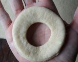 Foto del paso 5 de la receta: Mini donas horneadas 🍩💜🍩