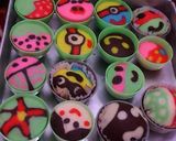Foto langkah ke 8 dari resep Bolu kukus karakter.