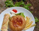 Foto langkah ke 4 dari resep Cheese Burger.