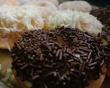 Foto langkah ke 5 dari resep Donat Ubi.