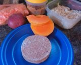 Foto del paso 1 de la receta: Guiso con hamburguesas congeladas 🍲