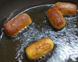 A picture of step 7 of Sweet rice rolls.
