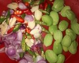 Foto langkah ke 2 dari resep Tumis Tauge Petai.