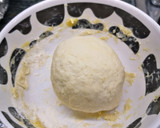 Foto del paso 1 de la receta: Coca de calabacín y cebolla