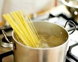 รูปขั้นตอนการทำที่ 1 ของ สปาร์เก็ตตี้ผัดไข่