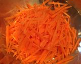 A picture of step 1 of Carrot & egg (Ninjin Sirisiri).