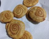 A picture of step 12 of Swirl Mathri.