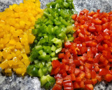 Foto del paso 2 de la receta: Salsa Criolla para carnes
